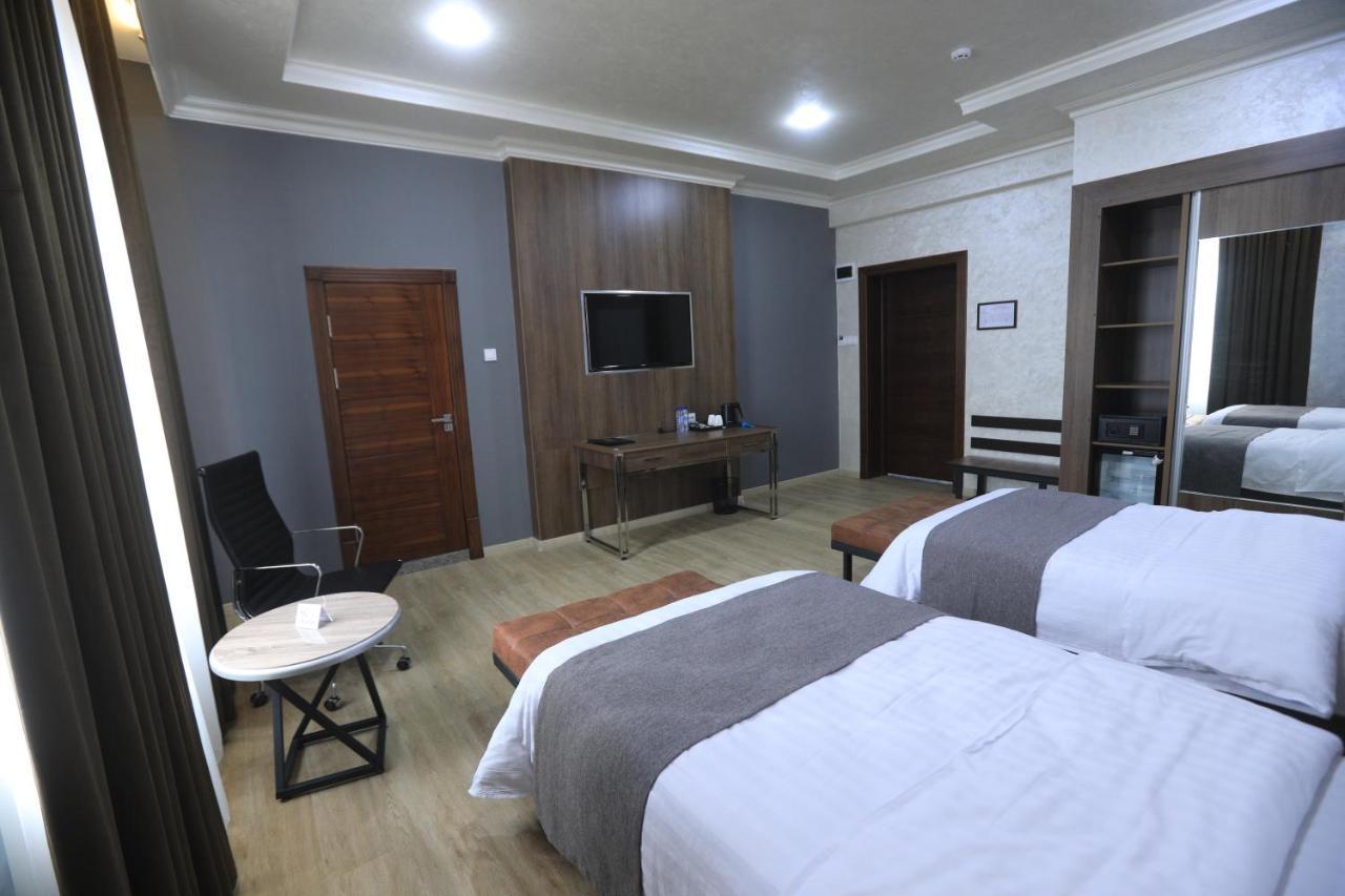 Chlnor Hotel Андижан Екстер'єр фото